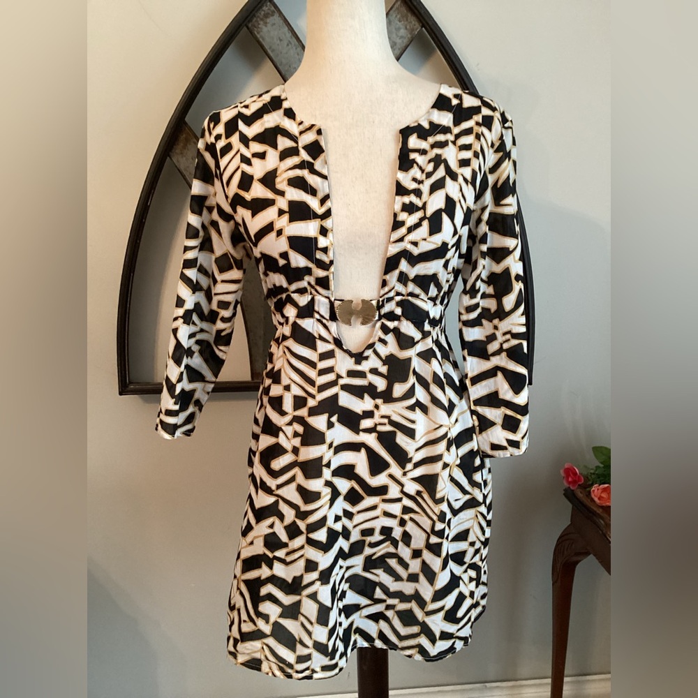 TRINA TURK Light Cotten Swim Suit Cover-Up with Elastic Waist